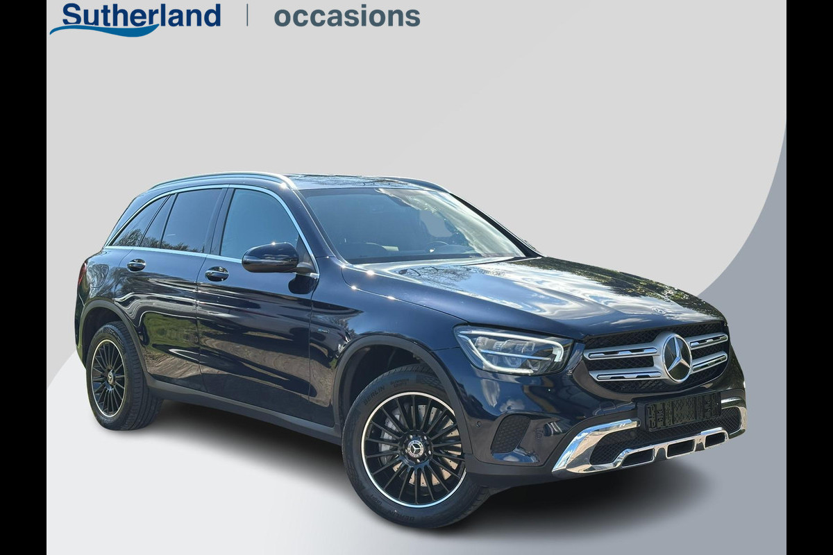 Mercedes-Benz GLC 300e 4MATIC Business Solution | PHEV | 320pk | Plug-in Hybride | Achteruitrijcamera | Navigatie | Half leder