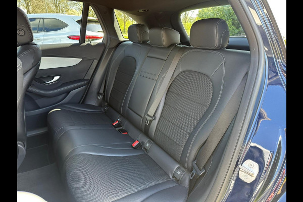Mercedes-Benz GLC 300e 4MATIC Business Solution | PHEV | 320pk | Plug-in Hybride | Achteruitrijcamera | Navigatie | Half leder