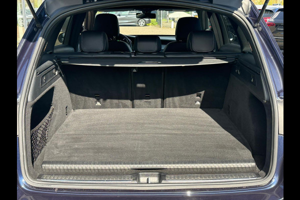 Mercedes-Benz GLC 300e 4MATIC Business Solution | PHEV | 320pk | Plug-in Hybride | Achteruitrijcamera | Navigatie | Half leder