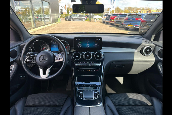Mercedes-Benz GLC 300e 4MATIC Business Solution | PHEV | 320pk | Plug-in Hybride | Achteruitrijcamera | Navigatie | Half leder