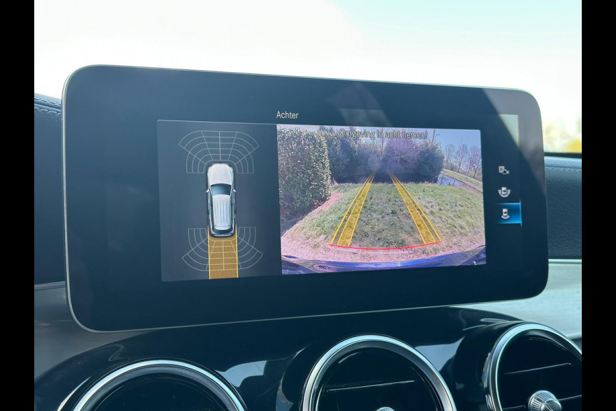 Mercedes-Benz GLC 300e 4MATIC Business Solution | PHEV | 320pk | Plug-in Hybride | Achteruitrijcamera | Navigatie | Half leder