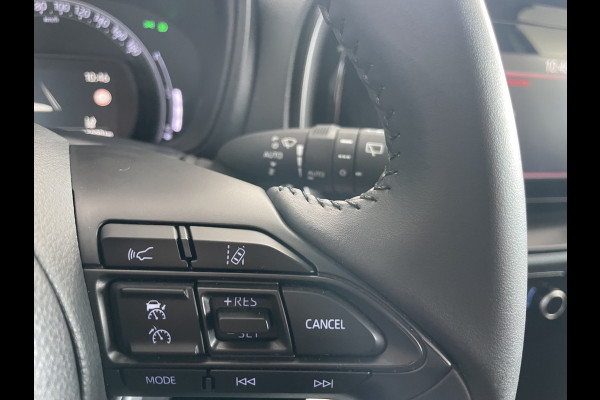 Toyota Aygo X 1.0 VVT-i MT first Achteruitrijcamera - Airco - Apple carplay - Bluetooth - Cruise control - Led verlichting -  Licht metalen velgen 17 inch - Radio - Mistlampen - Stuur multifunctioneel - Stuur leder - Elektrische ramen voor - Regensensor - Start/stop systeem