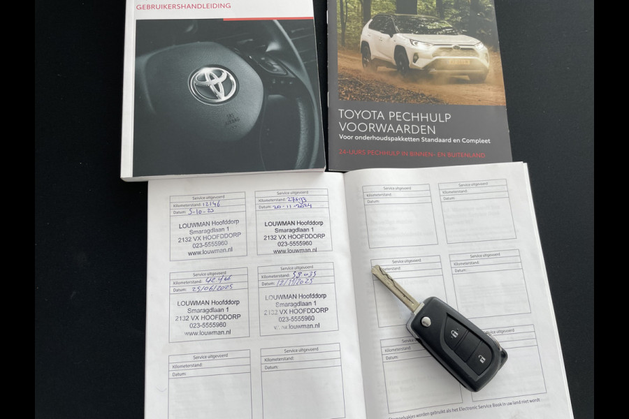 Toyota Aygo X 1.0 VVT-i MT first Achteruitrijcamera - Airco - Apple carplay - Bluetooth - Cruise control - Led verlichting -  Licht metalen velgen 17 inch - Radio - Mistlampen - Stuur multifunctioneel - Stuur leder - Elektrische ramen voor - Regensensor - Start/stop systeem