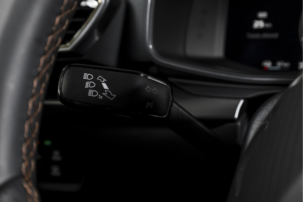 CUPRA Formentor 1.5 TSI e-Hybrid 272 PK VZ Extreme | Bronze Matt | S/K-Panodak | Sennheiser | Elek. stoelen | Matrix LED | Adapt. Cruise | Stoel-+stuurverw. | Camera | NAV+App. Connect | Elek. Klep | LM 19" | 0639