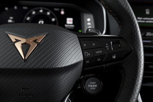 CUPRA Formentor 1.5 TSI e-Hybrid 272 PK VZ Extreme | Bronze Matt | S/K-Panodak | Sennheiser | Elek. stoelen | Matrix LED | Adapt. Cruise | Stoel-+stuurverw. | Camera | NAV+App. Connect | Elek. Klep | LM 19" | 0639