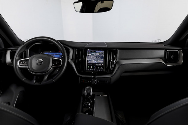 Volvo XC60 2.0 T8 Plug-in hybrid AWD Plus Dark Automaat | S/K-Panodak | Dig. Cockpit | Adapt. Cruise | Winterpakket | PDC | 360 Camera | NAV + App.Connect | ECC | Harman/Kardon | Elek. KLep | LM 19" | 9613