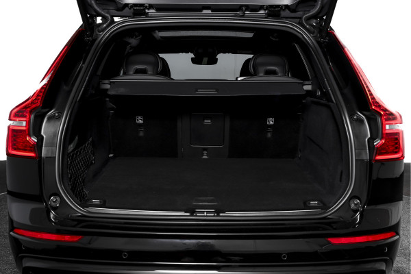 Volvo XC60 2.0 T8 Plug-in hybrid AWD Plus Dark Automaat | S/K-Panodak | Dig. Cockpit | Adapt. Cruise | Winterpakket | PDC | 360 Camera | NAV + App.Connect | ECC | Harman/Kardon | Elek. KLep | LM 19" | 9613