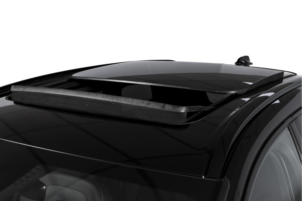 Volvo XC60 2.0 T8 Plug-in hybrid AWD Plus Dark Automaat | S/K-Panodak | Dig. Cockpit | Adapt. Cruise | Winterpakket | PDC | 360 Camera | NAV + App.Connect | ECC | Harman/Kardon | Elek. KLep | LM 19" | 9613