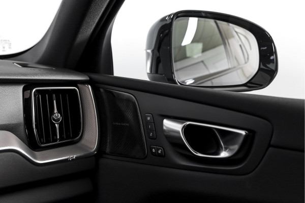 Volvo XC60 2.0 T8 Plug-in hybrid AWD Plus Dark Automaat | S/K-Panodak | Dig. Cockpit | Adapt. Cruise | Winterpakket | PDC | 360 Camera | NAV + App.Connect | ECC | Harman/Kardon | Elek. KLep | LM 19" | 9613