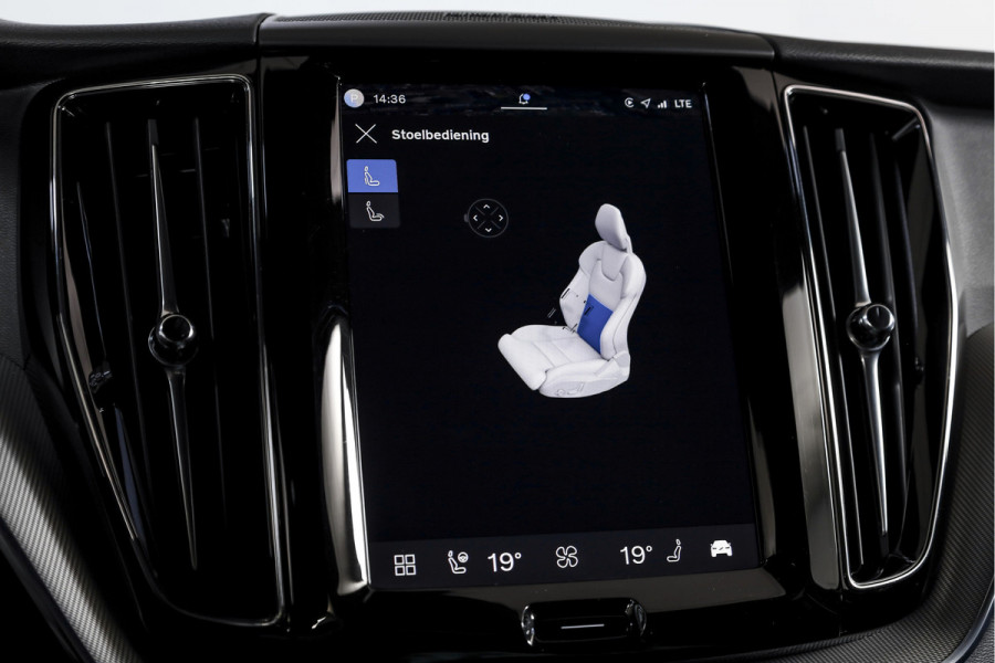 Volvo XC60 2.0 T8 Plug-in hybrid AWD Plus Dark Automaat | S/K-Panodak | Dig. Cockpit | Adapt. Cruise | Winterpakket | PDC | 360 Camera | NAV + App.Connect | ECC | Harman/Kardon | Elek. KLep | LM 19" | 9613