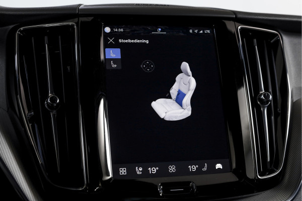 Volvo XC60 2.0 T8 Plug-in hybrid AWD Plus Dark Automaat | S/K-Panodak | Dig. Cockpit | Adapt. Cruise | Winterpakket | PDC | 360 Camera | NAV + App.Connect | ECC | Harman/Kardon | Elek. KLep | LM 19" | 9613