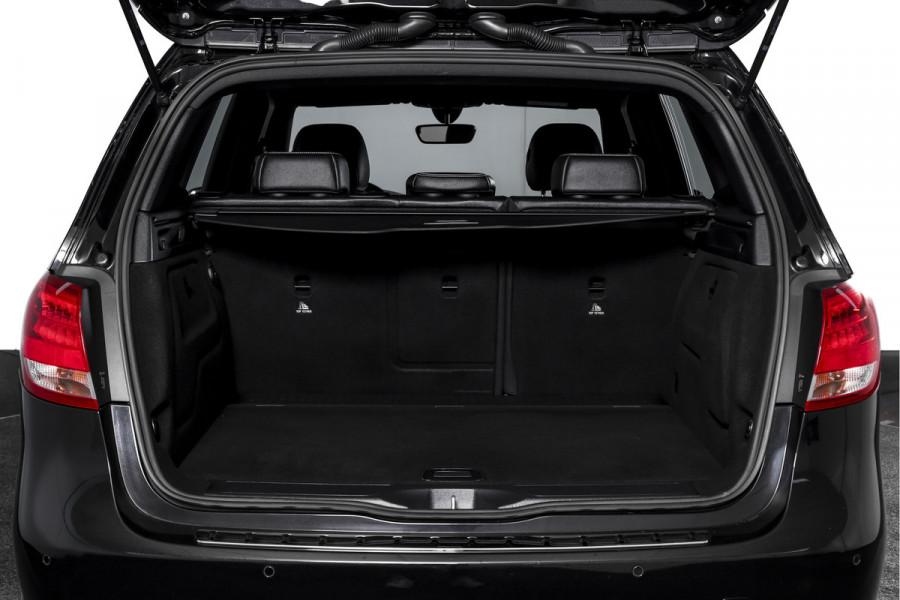 Mercedes-Benz B-Klasse 180 122 PK Ambition | Cruise | Stoelverwarming | PDC | NAV | Airco | LM 17" |