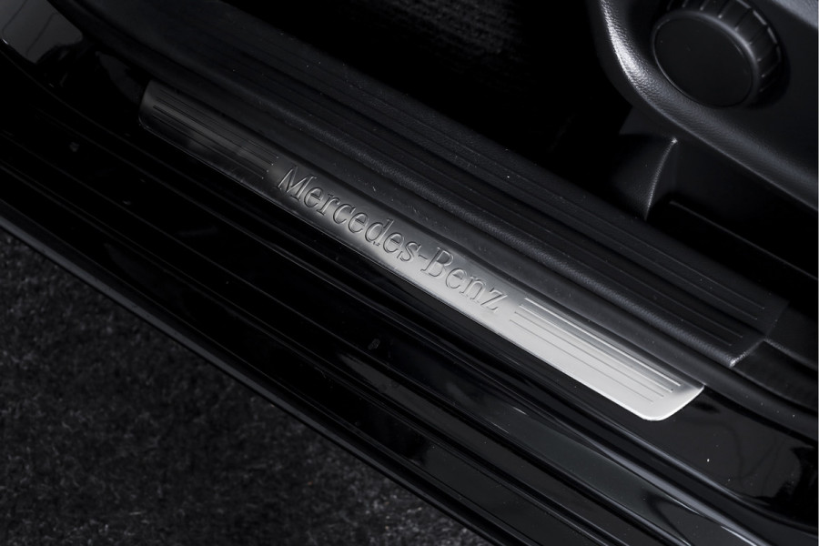 Mercedes-Benz B-Klasse 180 122 PK Ambition | Cruise | Stoelverwarming | PDC | NAV | Airco | LM 17" |