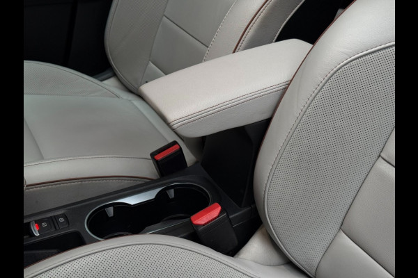 Renault Captur 1.3Tce 113kw 155pk Initiale Leer Panorama Trekhaak alle opties