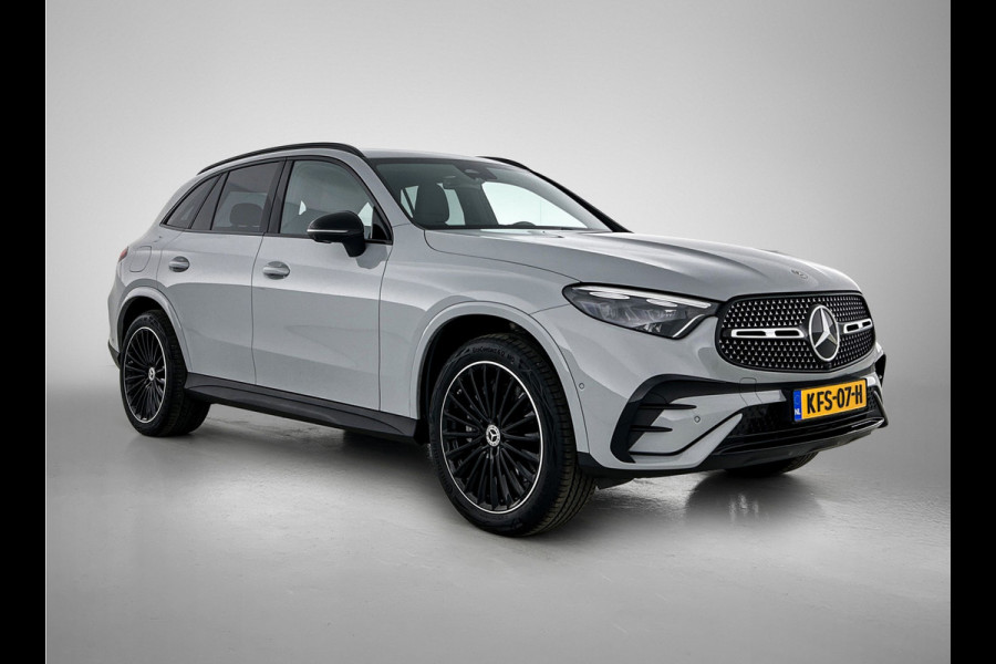 Mercedes-Benz GLC 300 e 4MATIC AMG Plug-In Hybride AMG Line | Night Pakket | Digital Licht | Trekhaak | Distronic | Memory Voorstoelen | Stoel en Stuurverwarming. Inclusief 24 maanden Mercedes-Benz Certified garantie voor Europa.