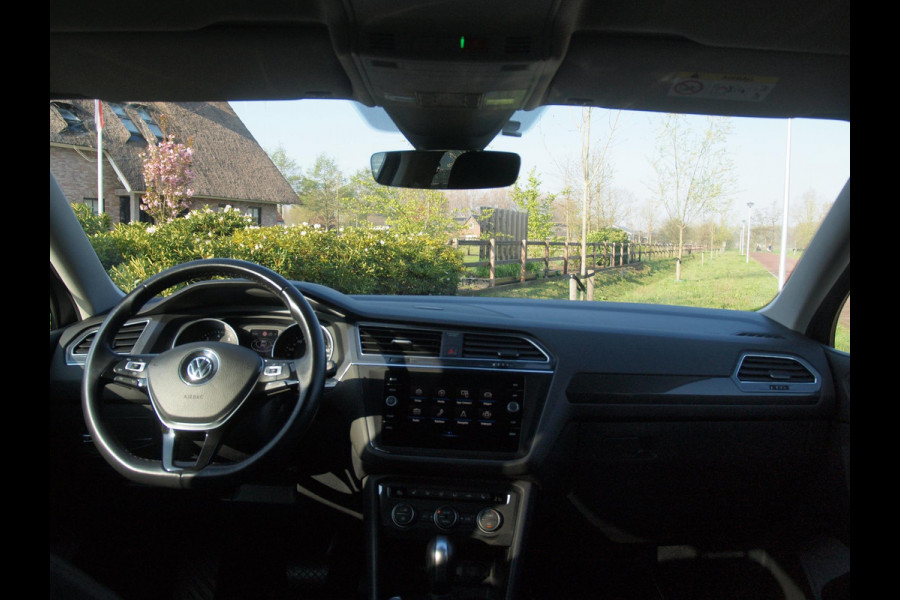 Volkswagen Tiguan 1.5 TSI Allspace | Trekhaak | Automaat | Cruise Control | Stoelverwarming |