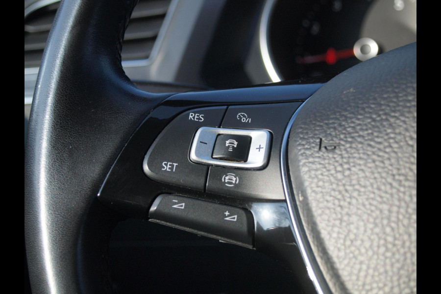 Volkswagen Tiguan 1.5 TSI Allspace | Trekhaak | Automaat | Cruise Control | Stoelverwarming |