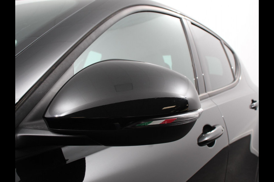 Alfa Romeo Tonale 1.3T PHEV Ti Automaat 280 PK Climate control Adaptieve cruise control Parkeersensoren achter Camera Sfeerverlichting Navigatie Apple Carplay/ Android Auto