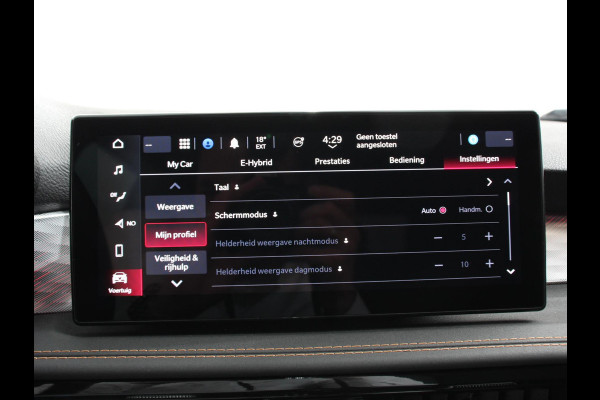 Alfa Romeo Tonale 1.3T PHEV Ti Automaat 280 PK Climate control Adaptieve cruise control Parkeersensoren achter Camera Sfeerverlichting Navigatie Apple Carplay/ Android Auto