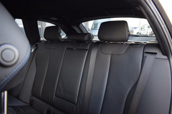 BMW 3 Serie Touring 320i M Sport Edition | Apple CarPlay | Leer | H/K | Stoelverwarming