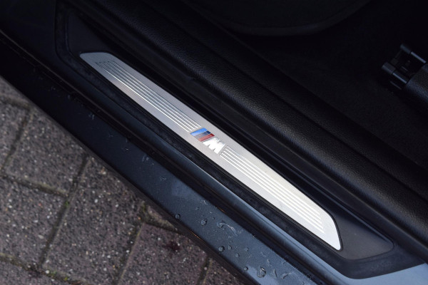 BMW 3 Serie Touring 320i M Sport Edition | Apple CarPlay | Leer | H/K | Stoelverwarming