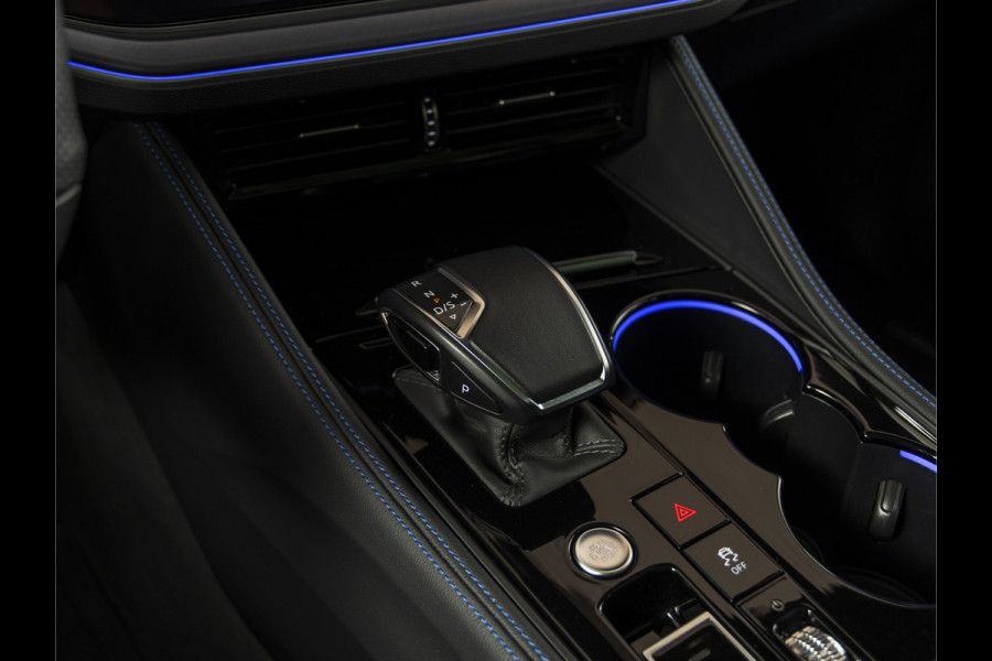 Volkswagen Touareg 3.0 TSi eHybrid 4MOTION R LUCHTVERING | PANO | MASSAGE | DYNAUDIO | 22"