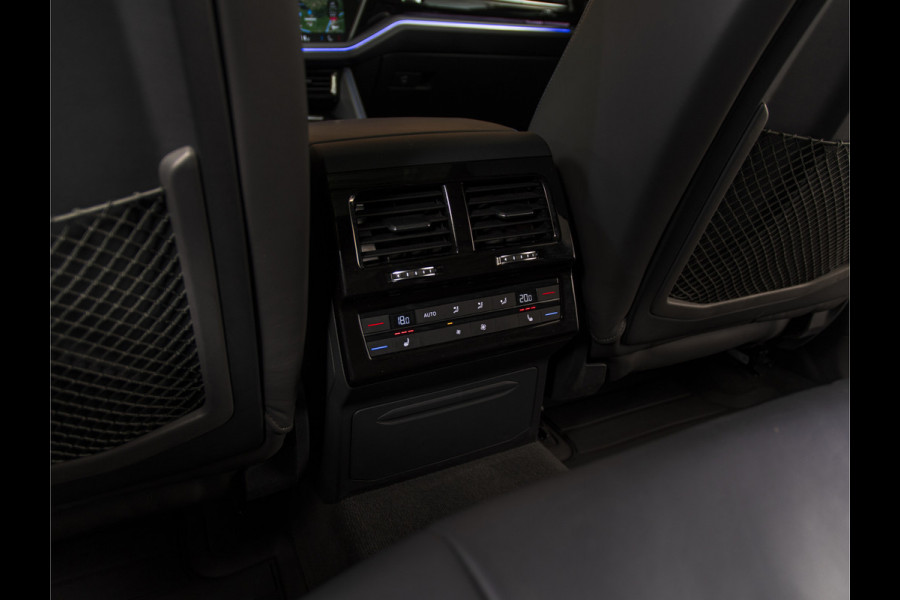 Volkswagen Touareg 3.0 TSi eHybrid 4MOTION R LUCHTVERING | PANO | MASSAGE | DYNAUDIO | 22"