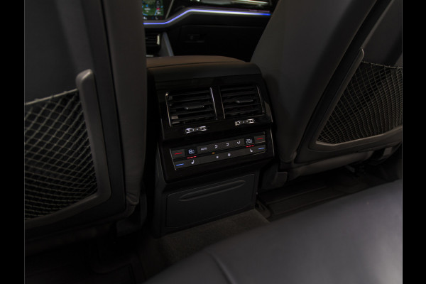 Volkswagen Touareg 3.0 TSi eHybrid 4MOTION R LUCHTVERING | PANO | MASSAGE | DYNAUDIO | 22"