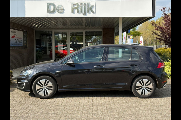 Volkswagen e-Golf | Leder, Navi, Apple Carplay, ACC, Stoelverw., PDC | NAP |