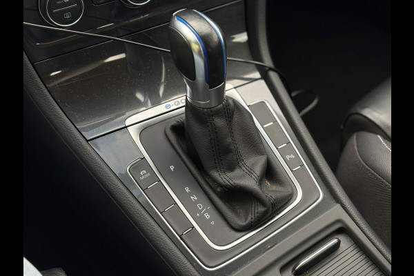 Volkswagen e-Golf | Leder, Navi, Apple Carplay, ACC, Stoelverw., PDC | NAP |