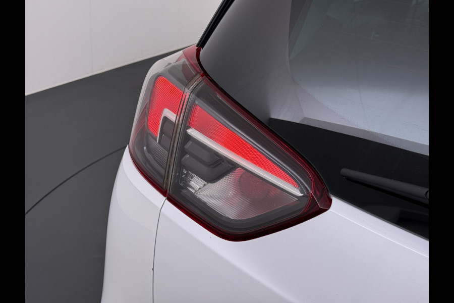 Opel Crossland X 1.2 Turbo Panoramadak Two-Tone Navi 360°Camera Apple Camera Android Auto Ecc Pdc Cruise Control Innovation Lmv Isofix Bluetooth Lane Assist Led Regen-Lichtsensor