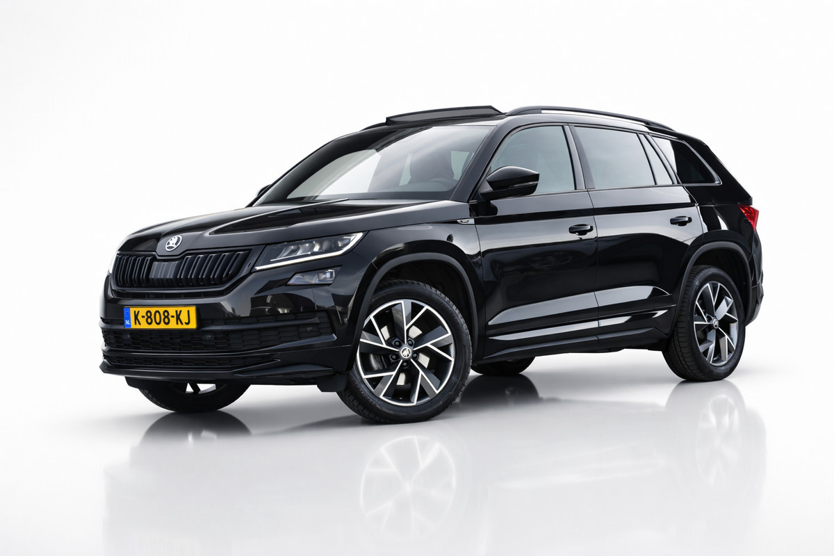 Škoda Kodiaq 1.5 TSI Sportline | TREKHAAK | ADAPT. CRUISE | NAP | CANTON | PANORAMADAK | DEALER ONDERHOUDEN