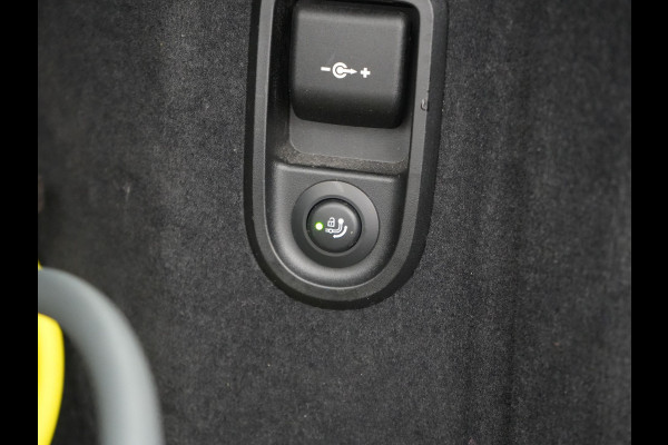 BMW 5 Serie Touring 530e High Executive PHEV 293pk Dealer O.H. Achteras besturing | Trekhaak Af Fabriek | Adaptive Cruise | Camera | Lederen Sportstoelen Memory & Verwarmd | Sfeerverlichting | Stuur Verwarmd | Blis | Apple Carplay | Navigatie | DAB |