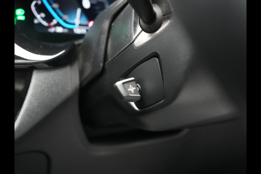 BMW 5 Serie Touring 530e High Executive PHEV 293pk Dealer O.H. Achteras besturing | Trekhaak Af Fabriek | Adaptive Cruise | Camera | Lederen Sportstoelen Memory & Verwarmd | Sfeerverlichting | Stuur Verwarmd | Blis | Apple Carplay | Navigatie | DAB |