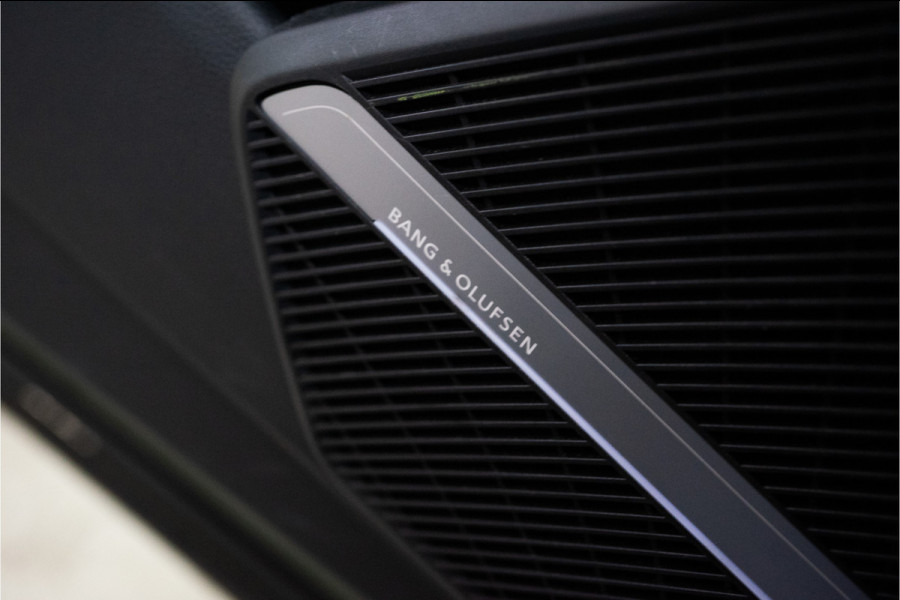 Audi Q5 Sportback 50 TFSI e S Edition Competition 300PK | Pano | Trekhaak | B&O | Luchtvering | HUD | VOL! 12 MND Garantie