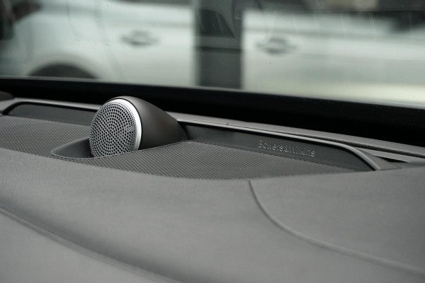 Volvo XC90 2.0 T8 Recharge AWD R-Design 7 PERS. + LUCHTVERING / B&W AUDIO / 360 CAMERA