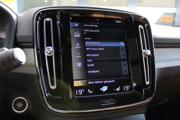 Volvo XC40 1.5 T5 Recharge Inscription Expression | 1e Eig. | Panorama | Trekhaak | BLIS