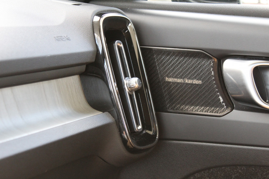 Volvo XC40 1.5 T5 Recharge Inscription Expression | 1e Eig. | Panorama | Trekhaak | BLIS