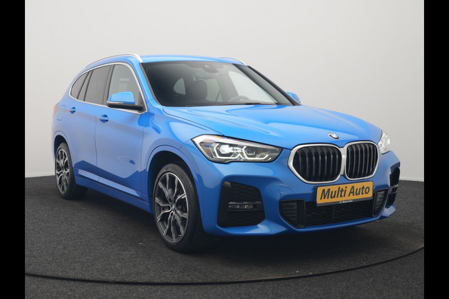 BMW X1 xDrive25e M Sport PHEV 221pk Dealer O.H. | Camera | Sportstoelen & Stuur Verwarmd | Sfeerverlichting | Cruise Control | Navigatie | DAB | 19"L.M | Plug In Hybrid |