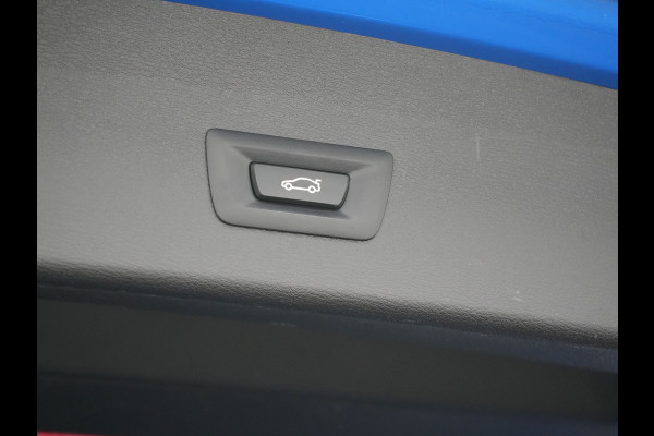 BMW X1 xDrive25e M Sport PHEV 221pk Dealer O.H. | Camera | Sportstoelen & Stuur Verwarmd | Sfeerverlichting | Cruise Control | Navigatie | DAB | 19"L.M | Plug In Hybrid |