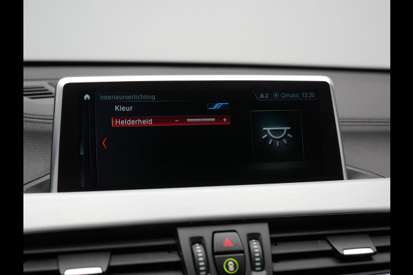 BMW X1 xDrive25e M Sport PHEV 221pk Dealer O.H. | Camera | Sportstoelen & Stuur Verwarmd | Sfeerverlichting | Cruise Control | Navigatie | DAB | 19"L.M | Plug In Hybrid |