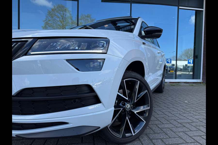 Škoda Karoq 1.5 TSI ACT Sportline Business - Automaat - Pano/Schuifdak - Camera - Climate - Winterpakket