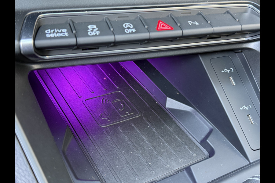 Audi Q3 Sportback 35 TFSI S Edition PANO DAK 20 INCH VELGEN