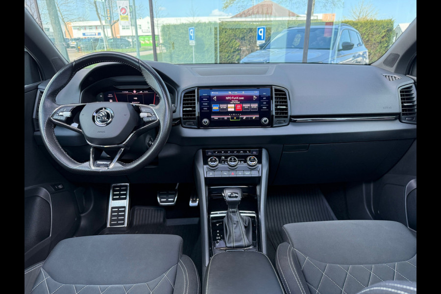Škoda Karoq 1.5 TSI ACT Sportline Business - Automaat - Pano/Schuifdak - Camera - Climate - Winterpakket