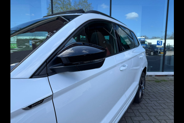 Škoda Karoq 1.5 TSI ACT Sportline Business - Automaat - Pano/Schuifdak - Camera - Climate - Winterpakket