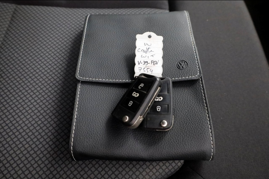 Volkswagen Crafter 35 2.0 TDI 140pk L3H3 (L2H2) LED/ACC/Camera 11-2020