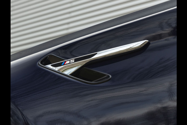 BMW 5 Serie M5 Individual ''Blu Pozzi'' - Carbon Brakes - Bowers & Wilkins - Driving Ass Plus