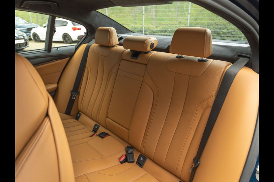 BMW 5 Serie M5 Individual ''Blu Pozzi'' - Carbon Brakes - Bowers & Wilkins - Driving Ass Plus