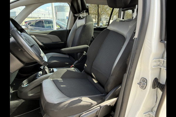 Citroën Grand C4 Spacetourer BWJ 2019 | 1.2T 131PK Business 7PERS | PANO DAK | TREKHAAK | CLIMA | NAVI | STOELVERW | PRIVACY GLASS | CARPLAY | MASSAGE STOEL