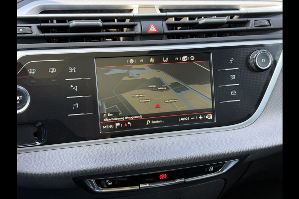 Citroën Grand C4 Spacetourer BWJ 2019 | 1.2T 131PK Business 7PERS | PANO DAK | TREKHAAK | CLIMA | NAVI | STOELVERW | PRIVACY GLASS | CARPLAY | MASSAGE STOEL
